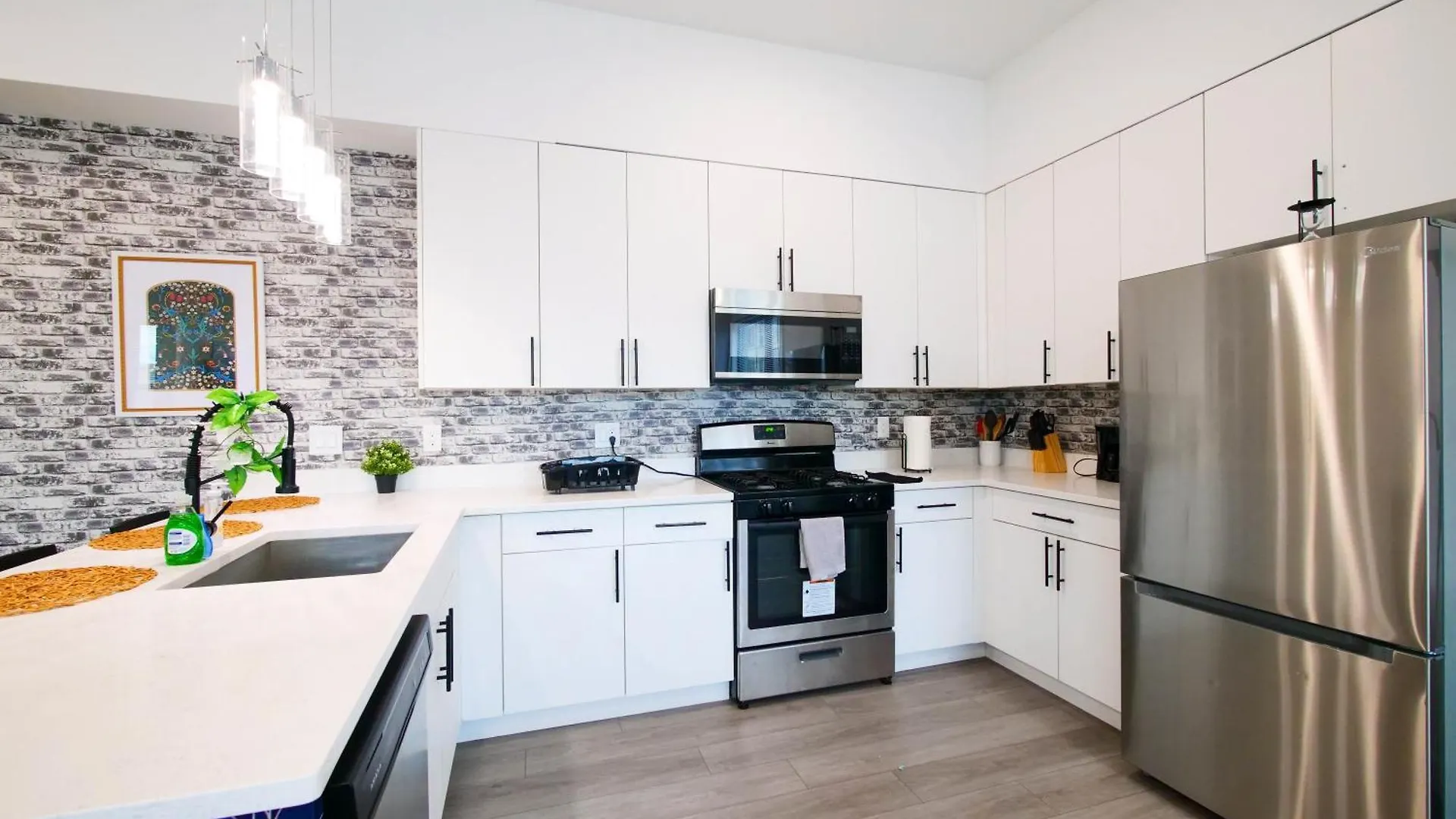 Vast Fully Furnished 2-Bed Close To Nyc Bayonne United States